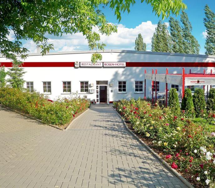 Rosen-Hotel Sangerhausen Exterior foto